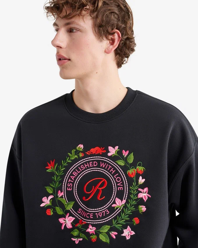 Love Studio Fleece Crew Love Studio Fleece Crew